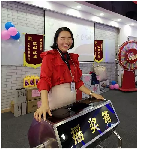 �|ݸ��һ�옷(l��)��(hu��)�h��Ƭ4